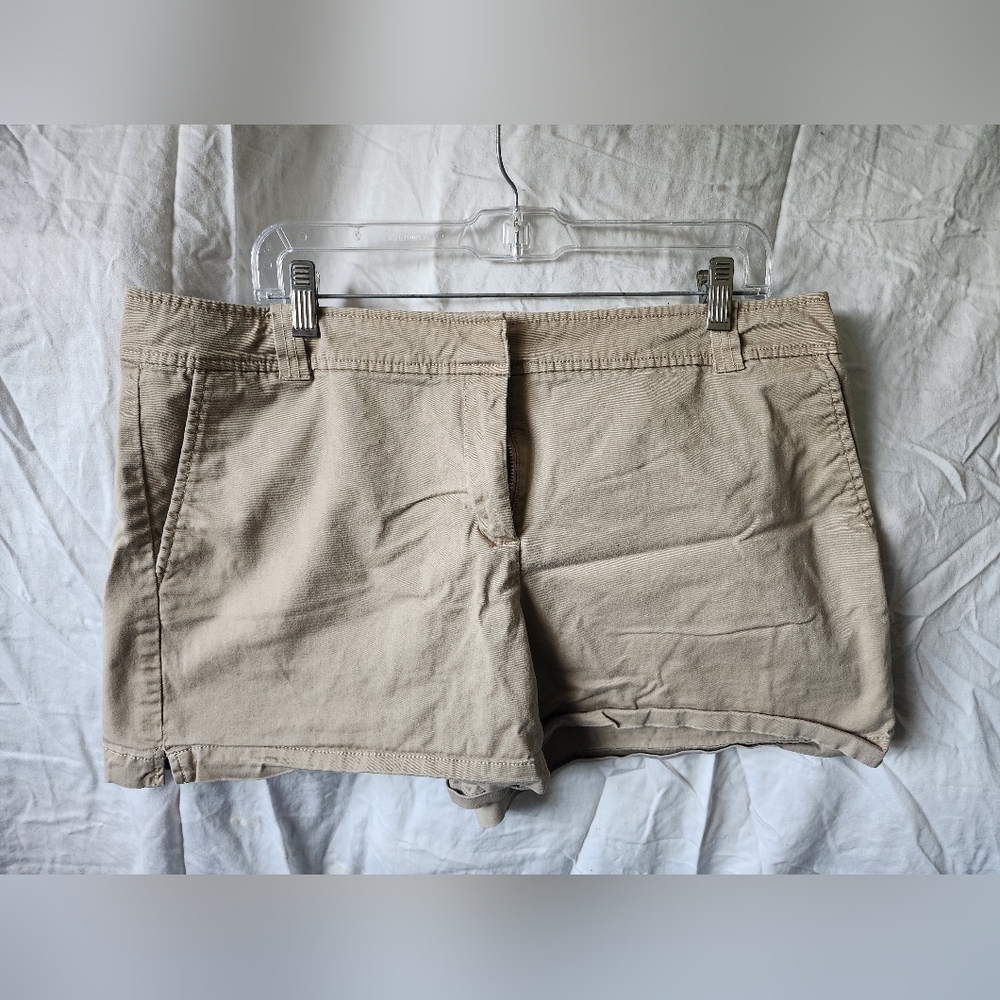 New York & Company Tan Chino Shorts Classic Style